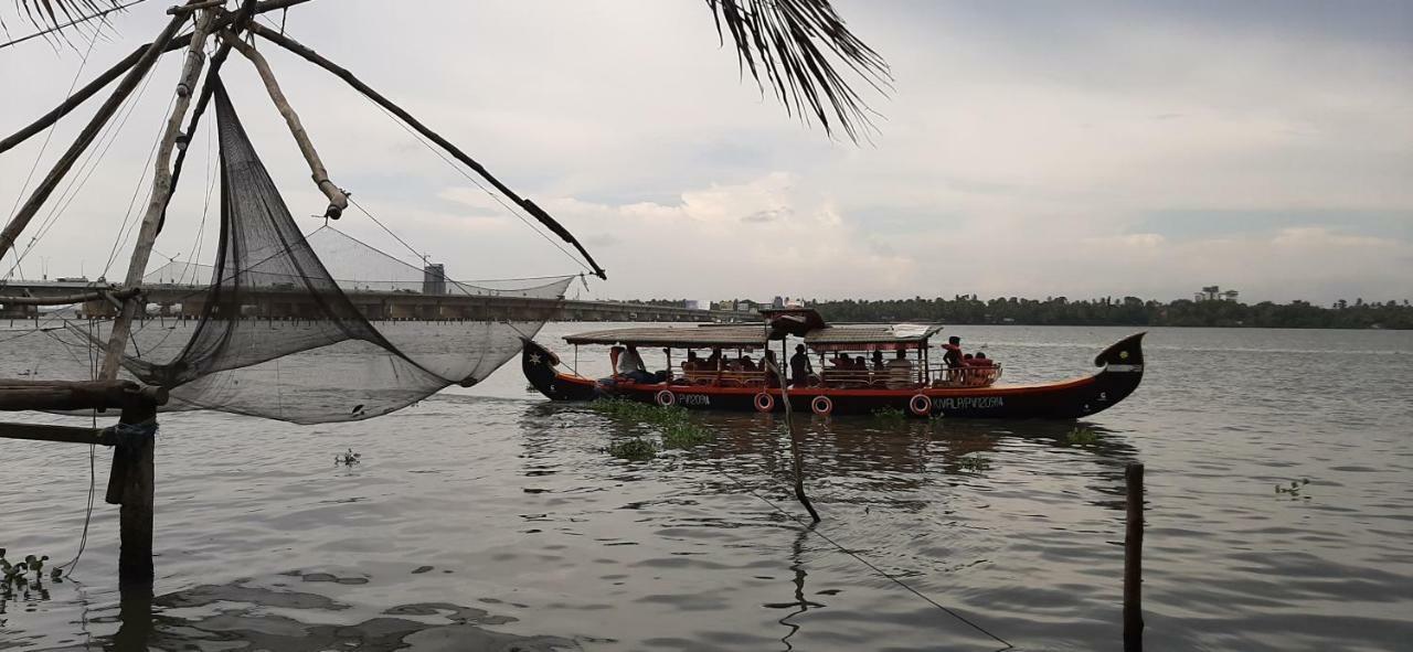 Cheenavala Fishing Homestay Kochi Esterno foto